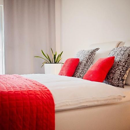 Apartamenty Design Centrum-Garbary Street Poznań Kültér fotó